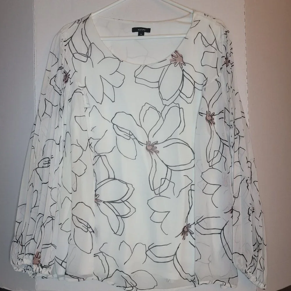 Alfani Women's Floral-Print Pleat-Sleeve Top - Picture 2 of 2